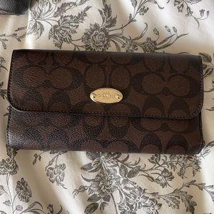 Coach wallet
